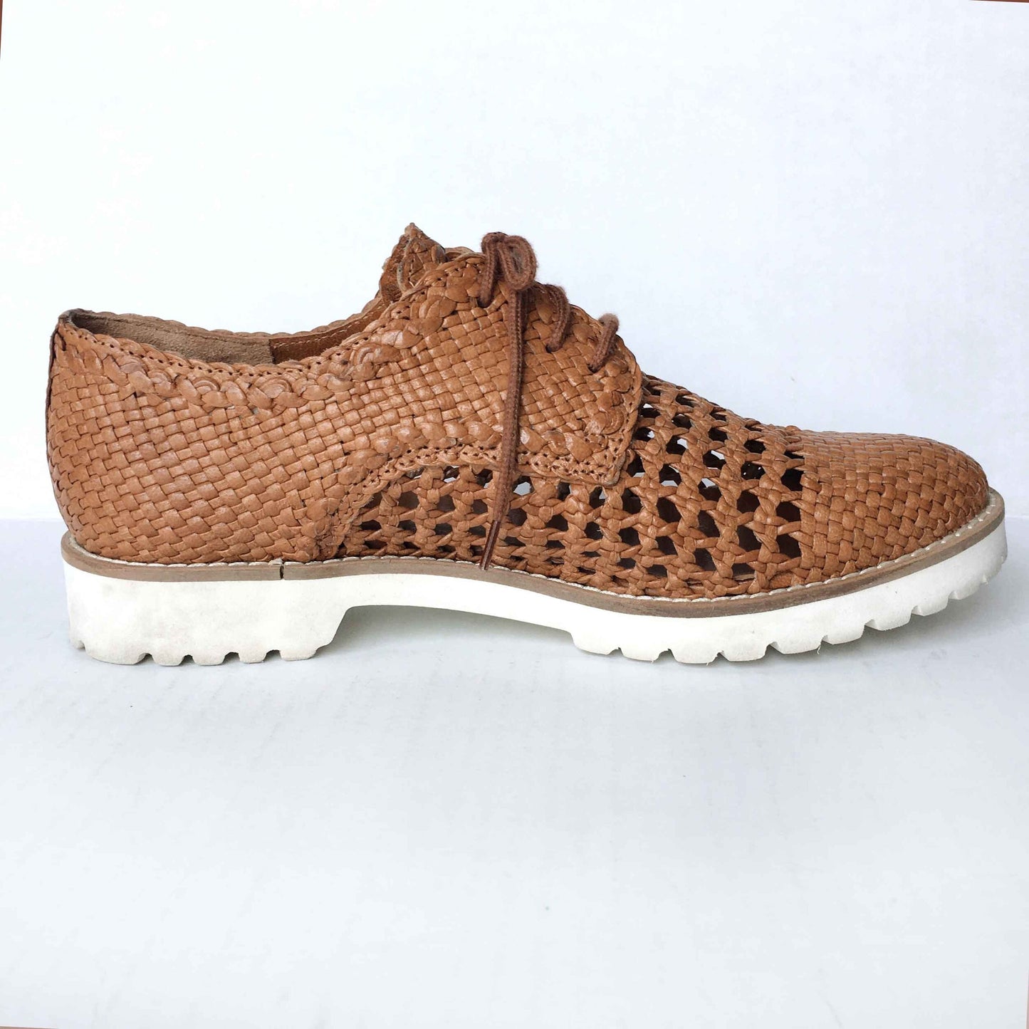 Ron White Signature braided leather lace-up loafer - size 7