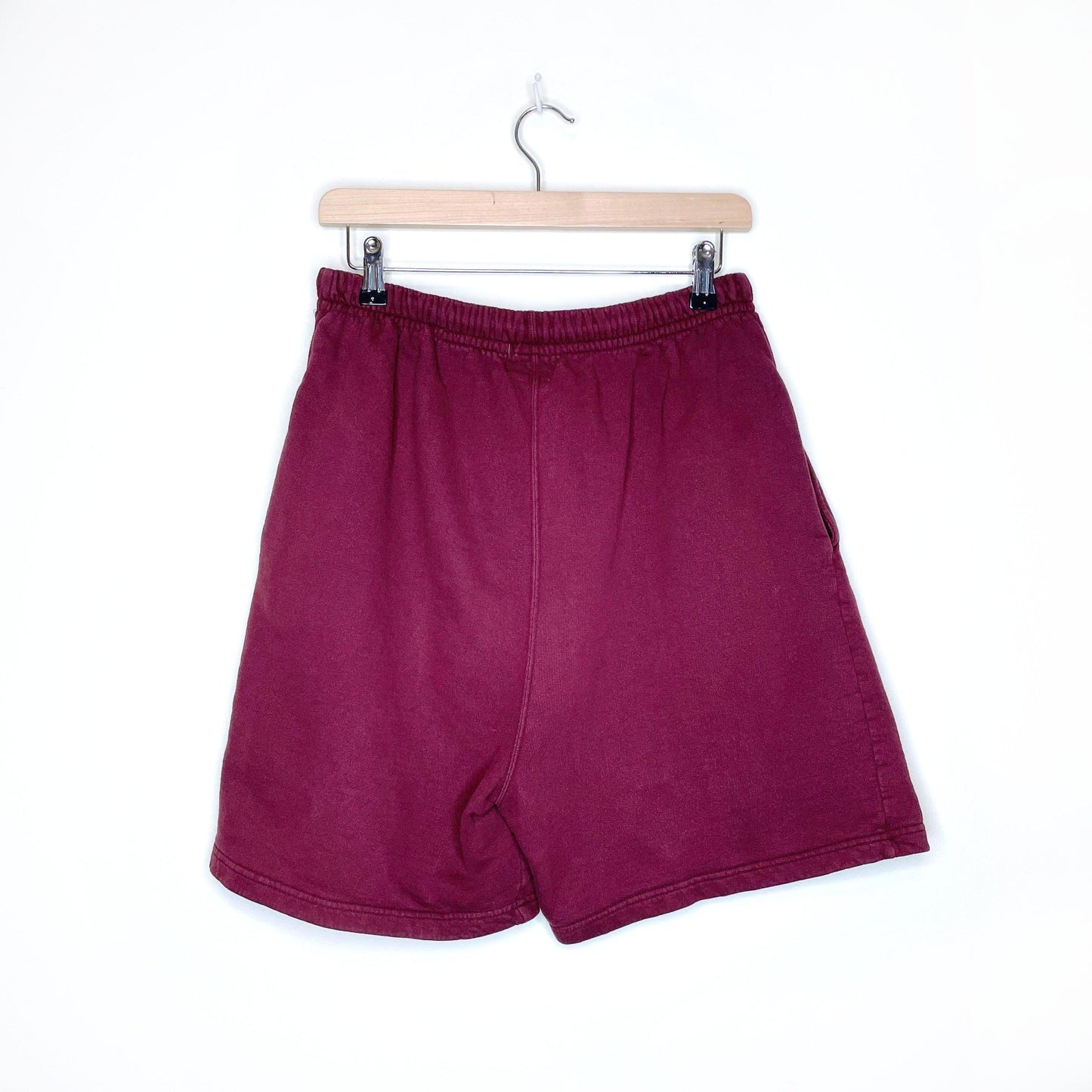 vintage 90's roots sweat shorts - size small