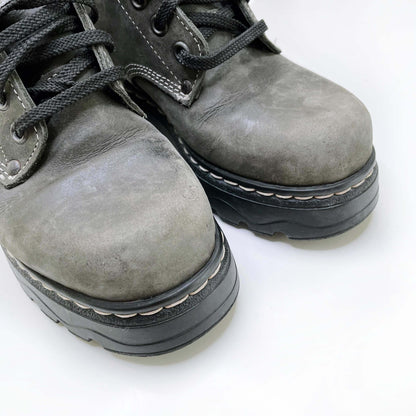 vintage roots tuff 90's lace-up hiking boots - size 5