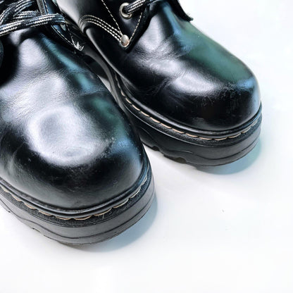 vintage roots tuff 90's lace-up hiking boots - size 7/7.5