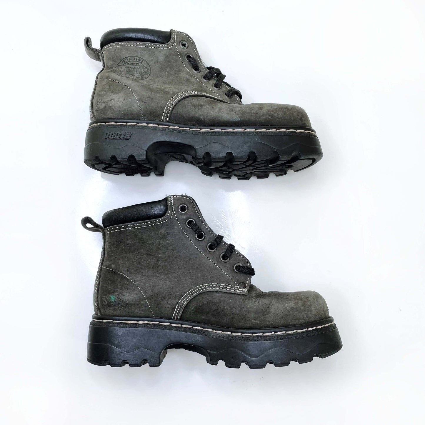 vintage roots tuff 90's lace-up hiking boots - size 5