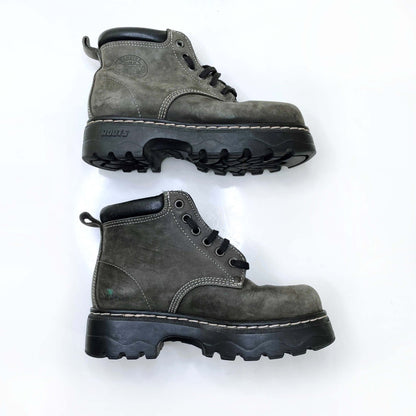 vintage roots tuff 90's lace-up hiking boots - size 5
