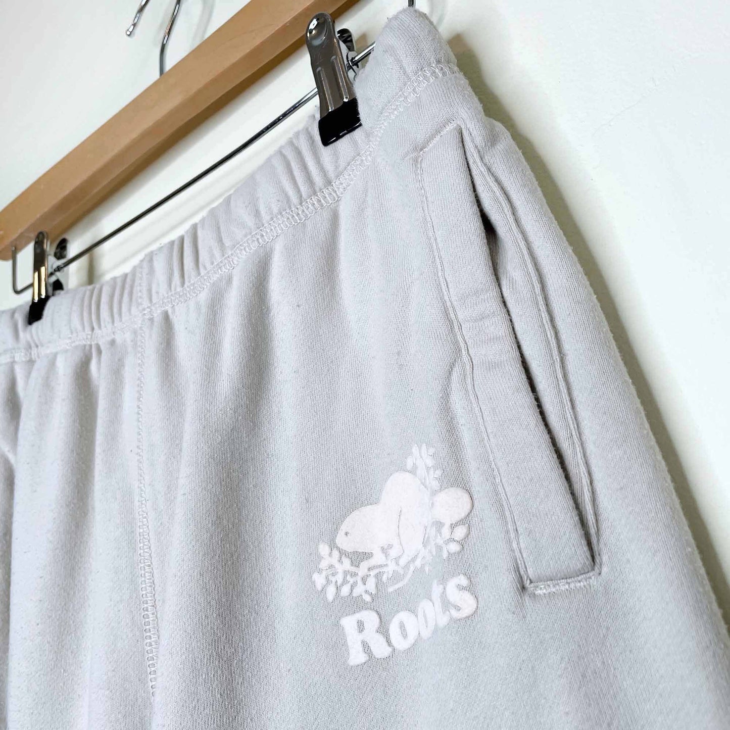 roots 2022 colour edit original sweatpant in oyster grey - size small