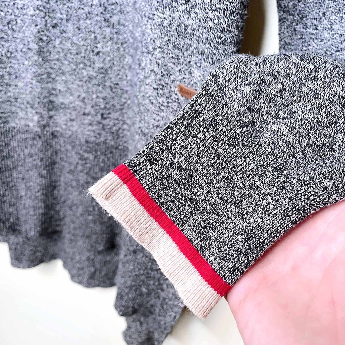 roots cabin heather long sleeve lightweight knit - size small