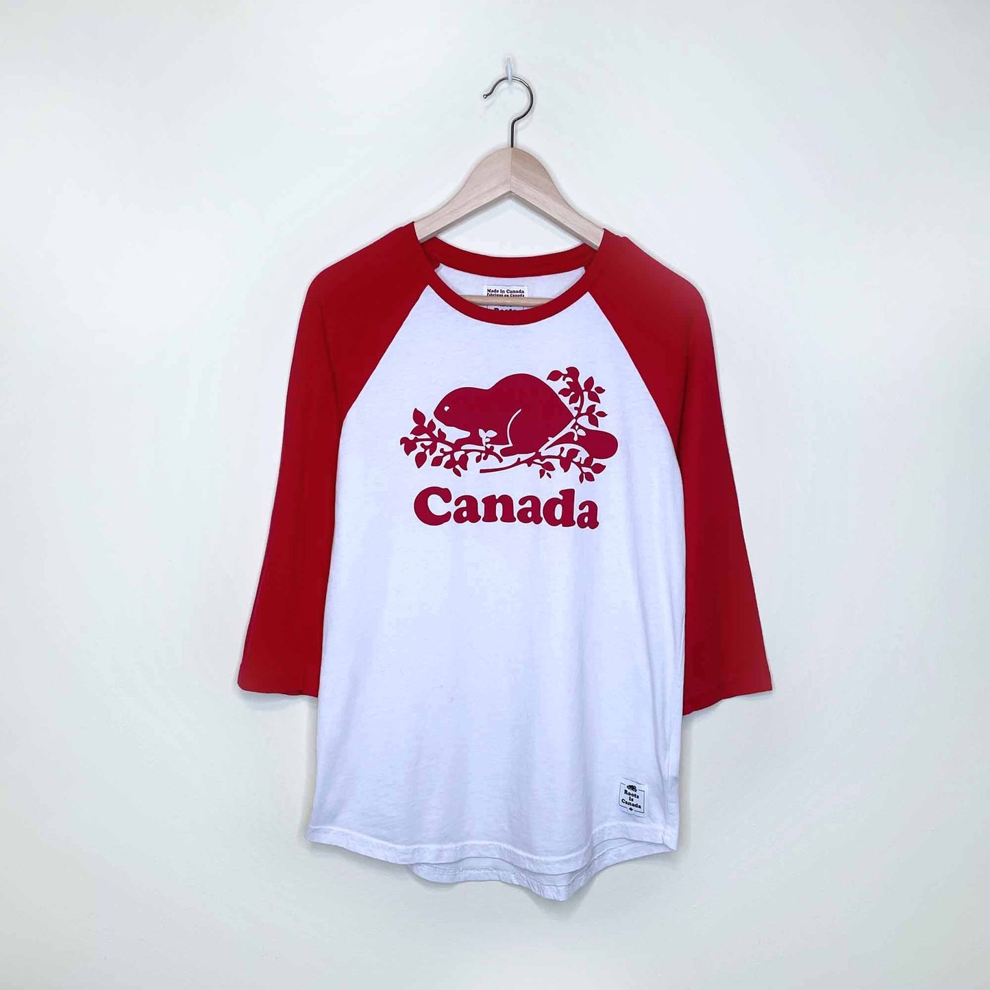 roots canada red and white baseball tee - size small