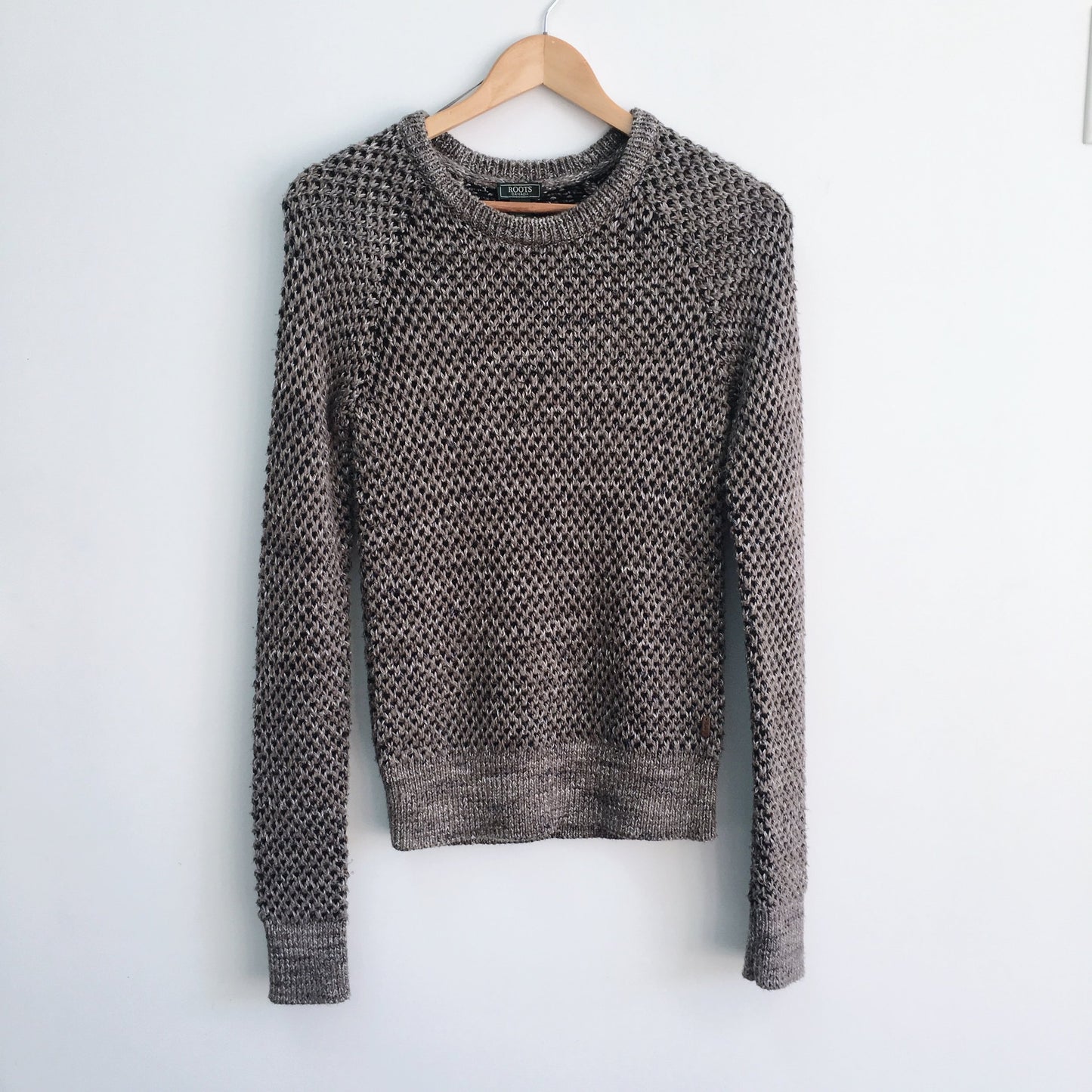 Roots Marled Sweater - size Small