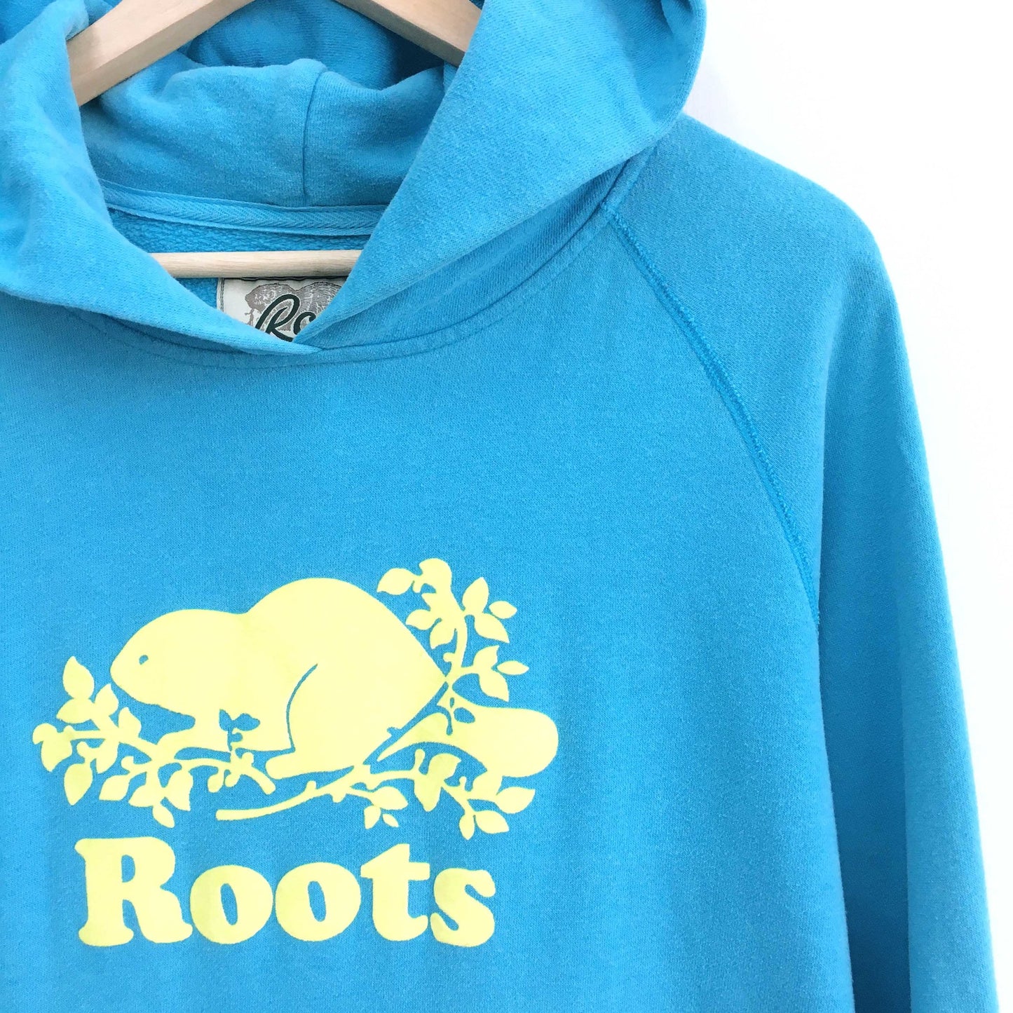 Roots Hoodie with felt logo - size Large