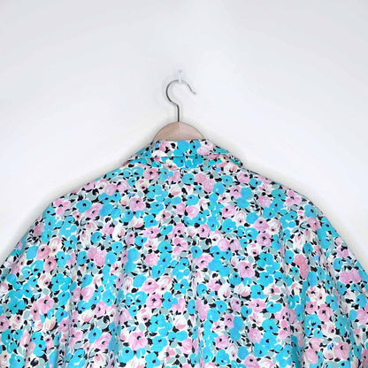 vintage floral rose garden cotton short sleeve button down  - size large