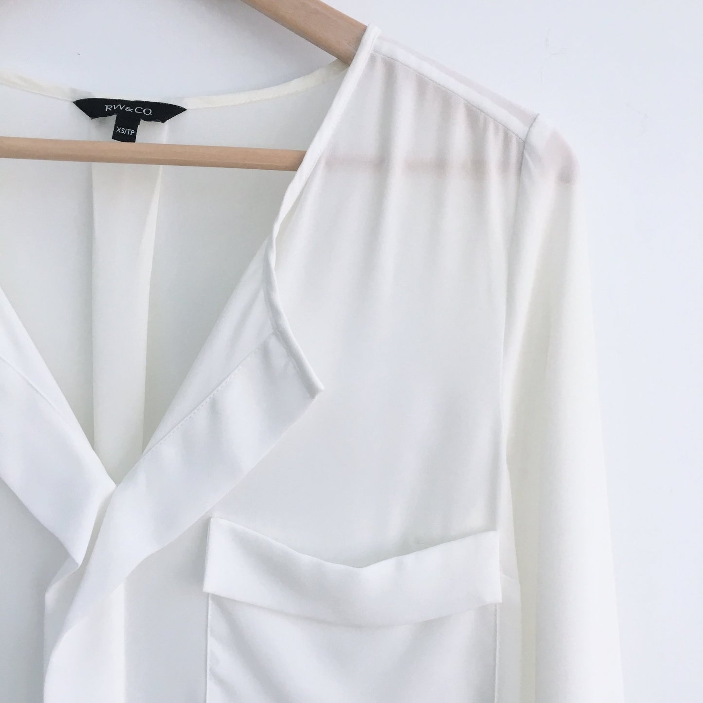 RWCO White High Low Blouse - size xs