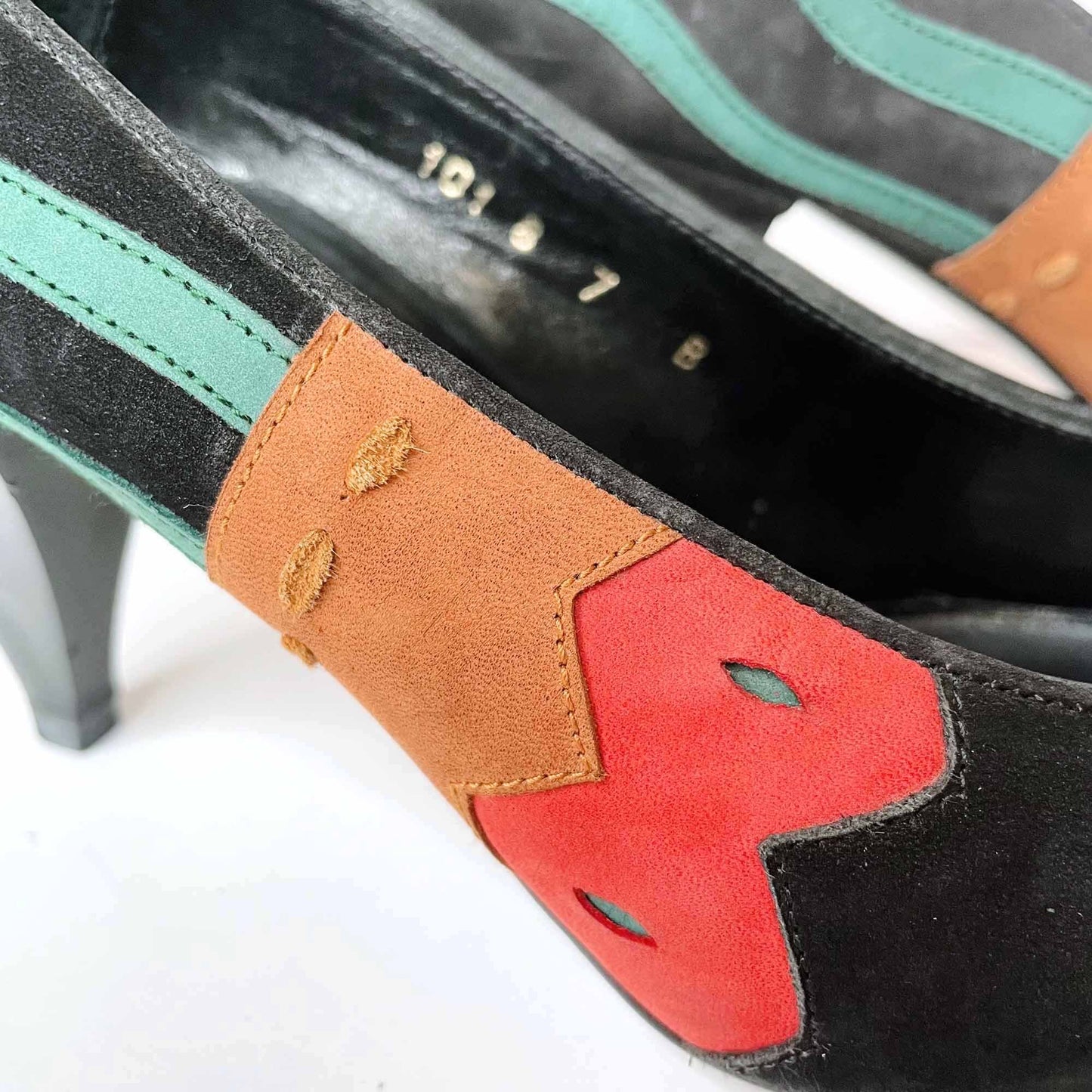 vintage sacha london suede pattern cut out heel pumps - size 7