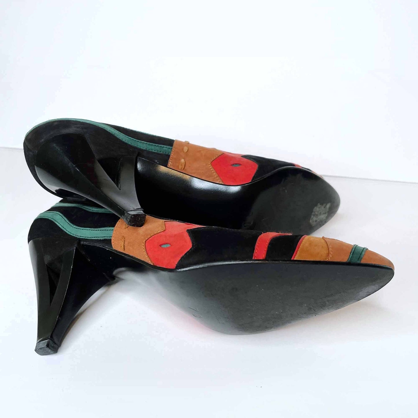 vintage sacha london suede pattern cut out heel pumps - size 7