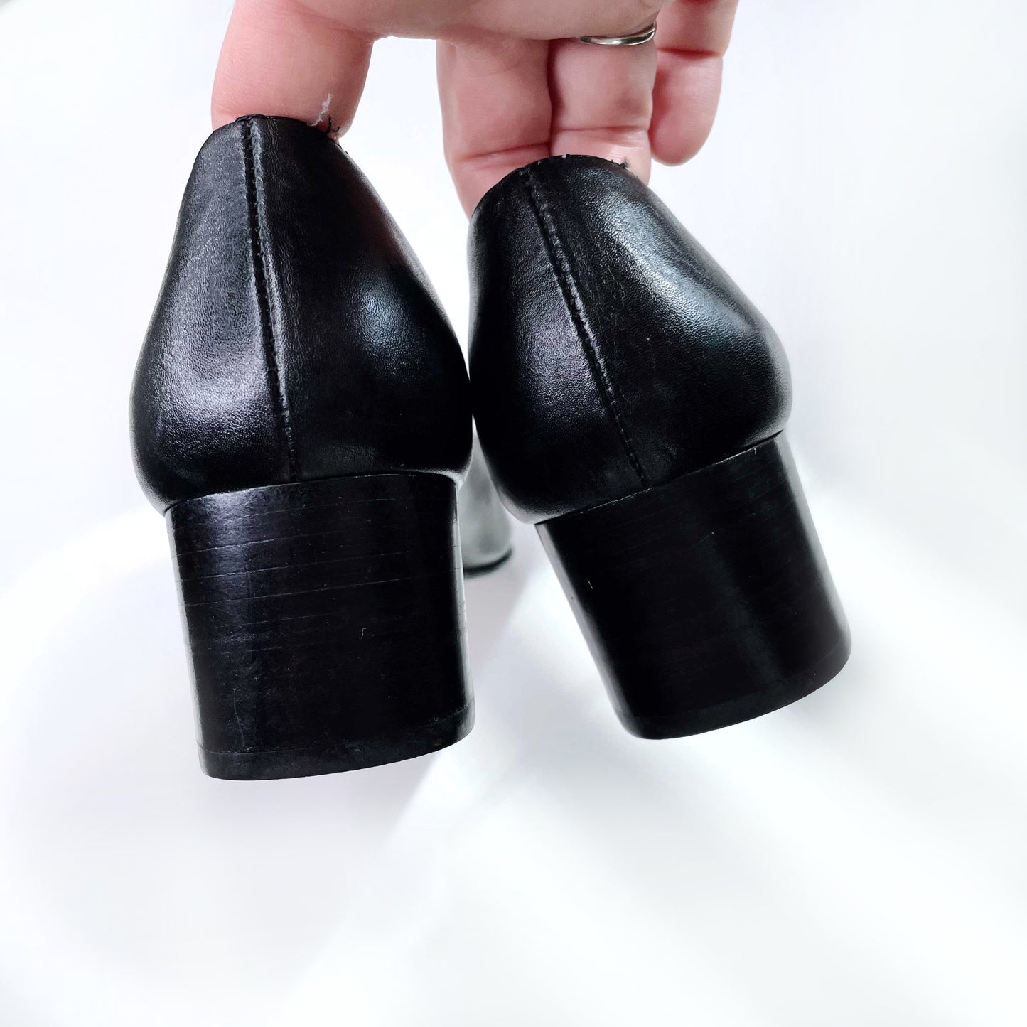 salvatore ferragamo black leather buckle day heel - size 8