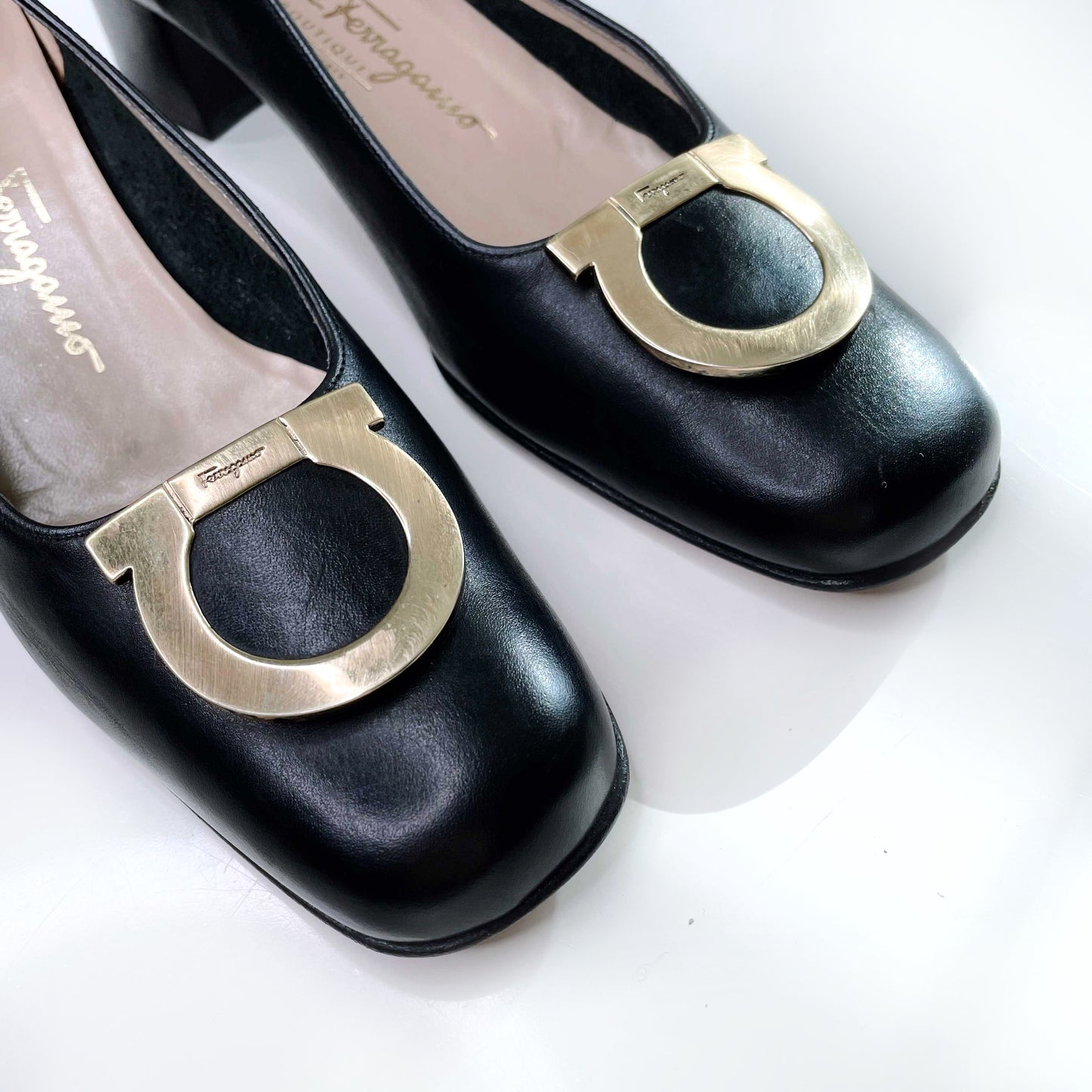 salvatore ferragamo black leather buckle day heel - size 8