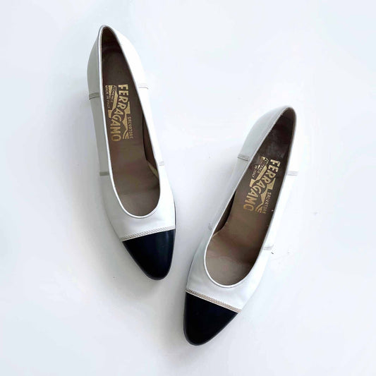 vintage salvatore ferragamo cap toe day heel - size 7