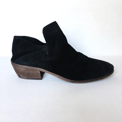 Sam Edelman black suede bootie - size 8.5