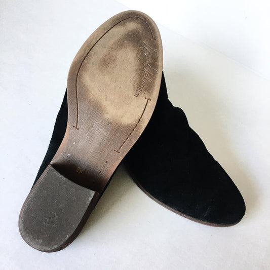 Sam Edelman black suede bootie - size 8.5