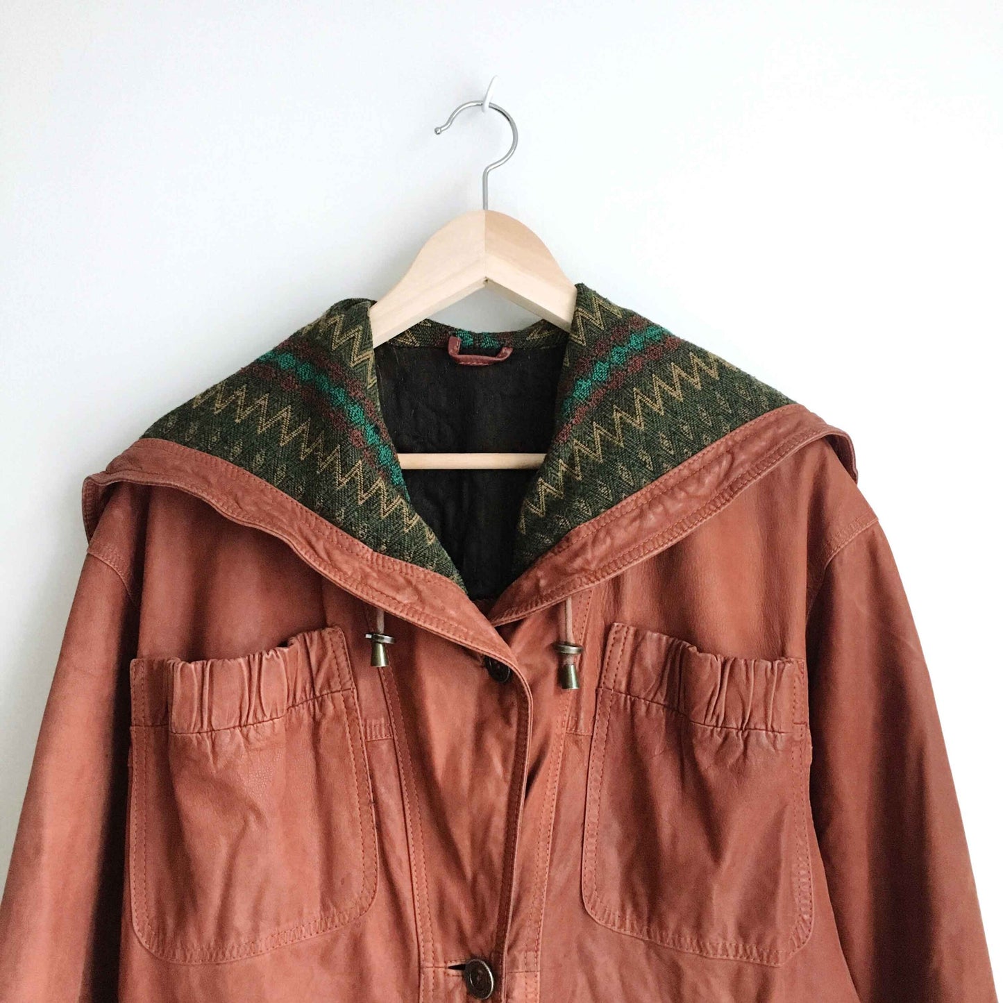 Vintage SanDino leather jacket with Navajo lining - size 42