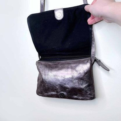 sandwich metallic leather crossbody