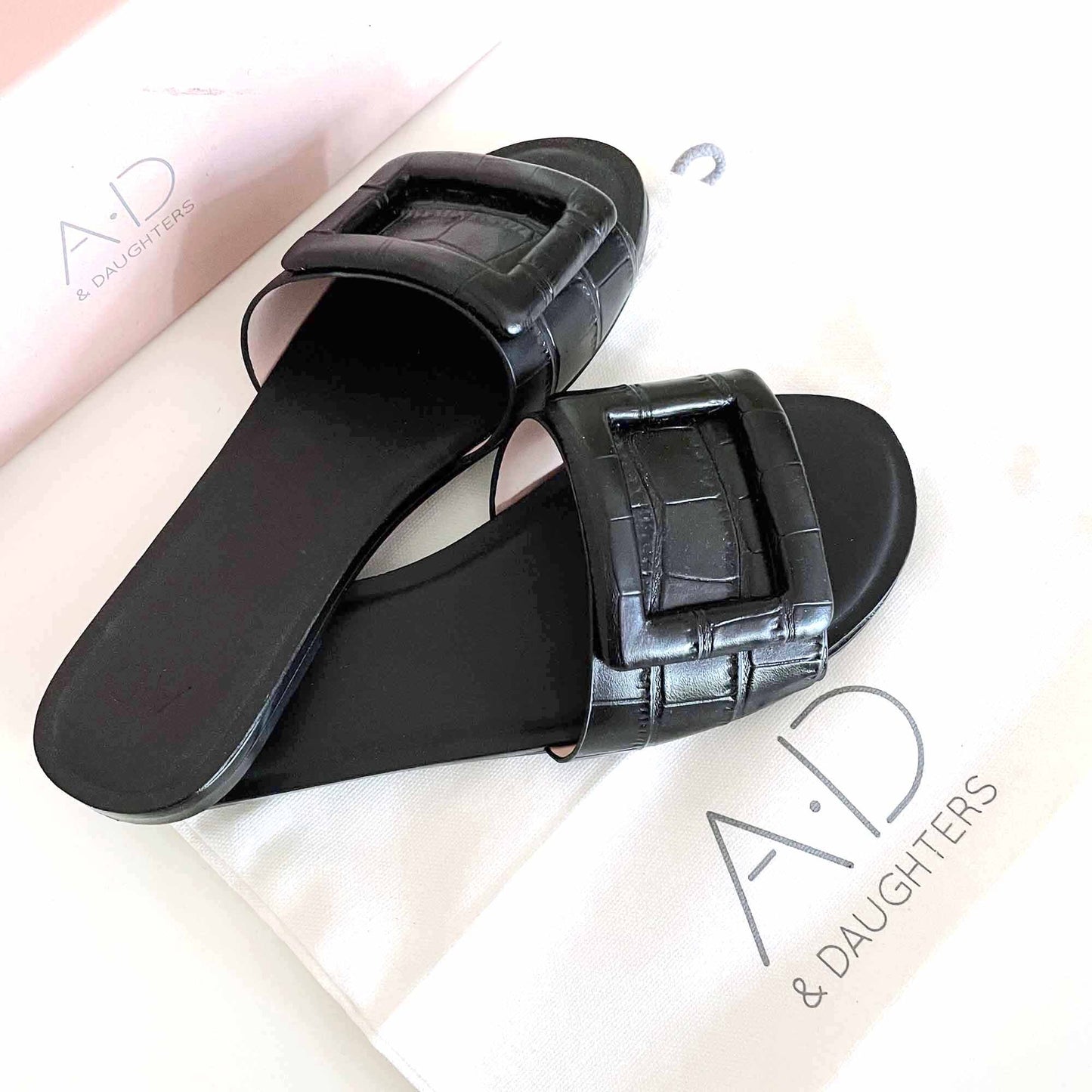 ad & daughters black noleen leather sandal - size 7.5