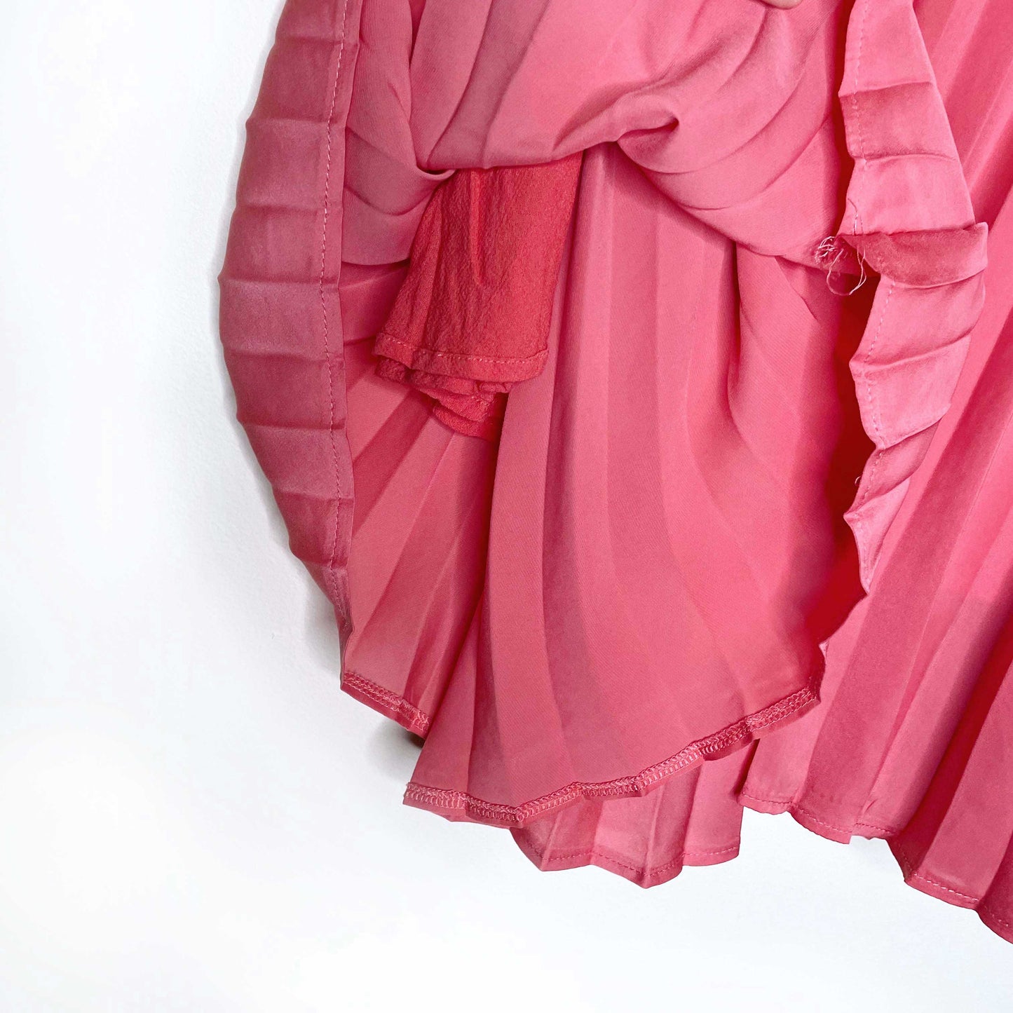 sandro paris pink satin pleated short skirt - size 1