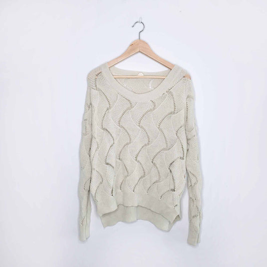staring at stars loose wavy knit sweater - size medium