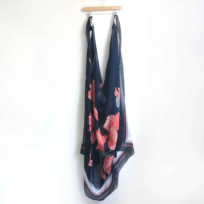 Large lightweight poppy scarf with tassels - 48" x 74"