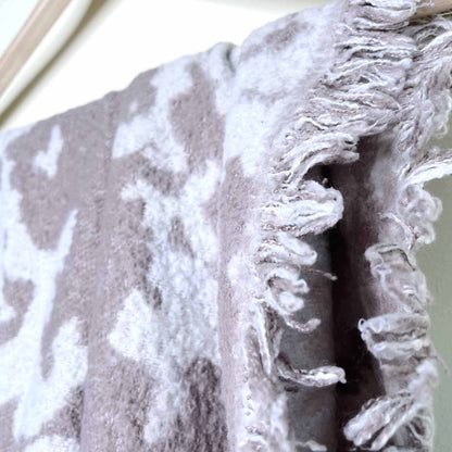 Aritzia blanket scarf - O/S