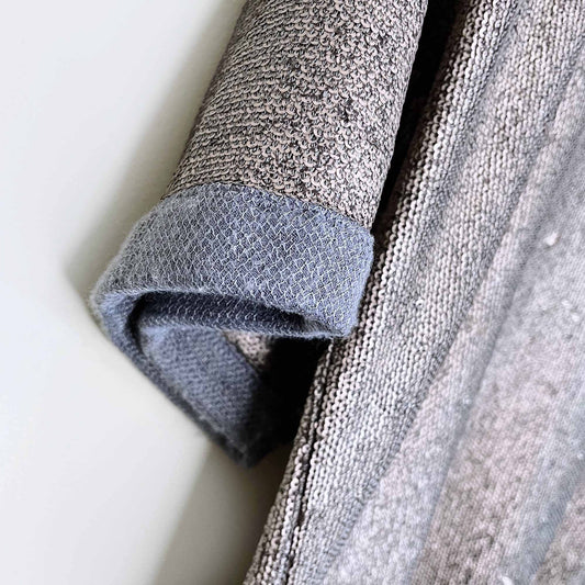 deletta gold sequin boxy v-neck sweatshirt tee - size small