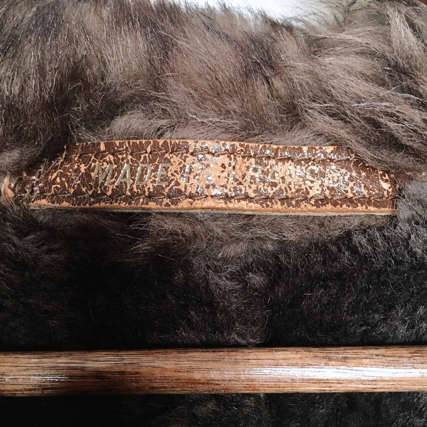 Long sheepskin jacket with fur collar - size Medium