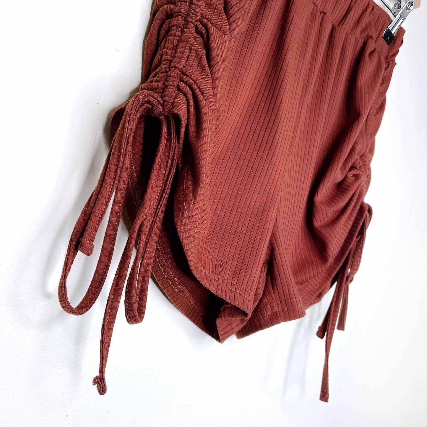 shein drawstring side ribbed knit shorts - size small