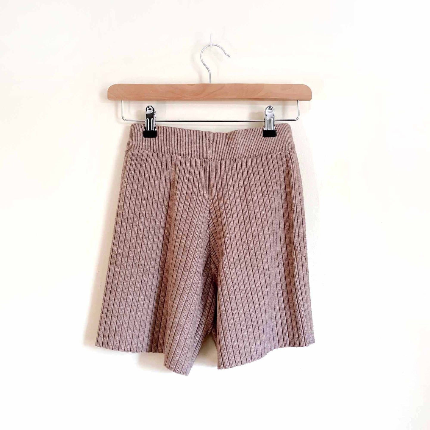 vintage ribbed knit tan lounge shorts - size small