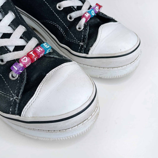 skechers heartbeat softy suede heeled y2k sneakers - size 8.5