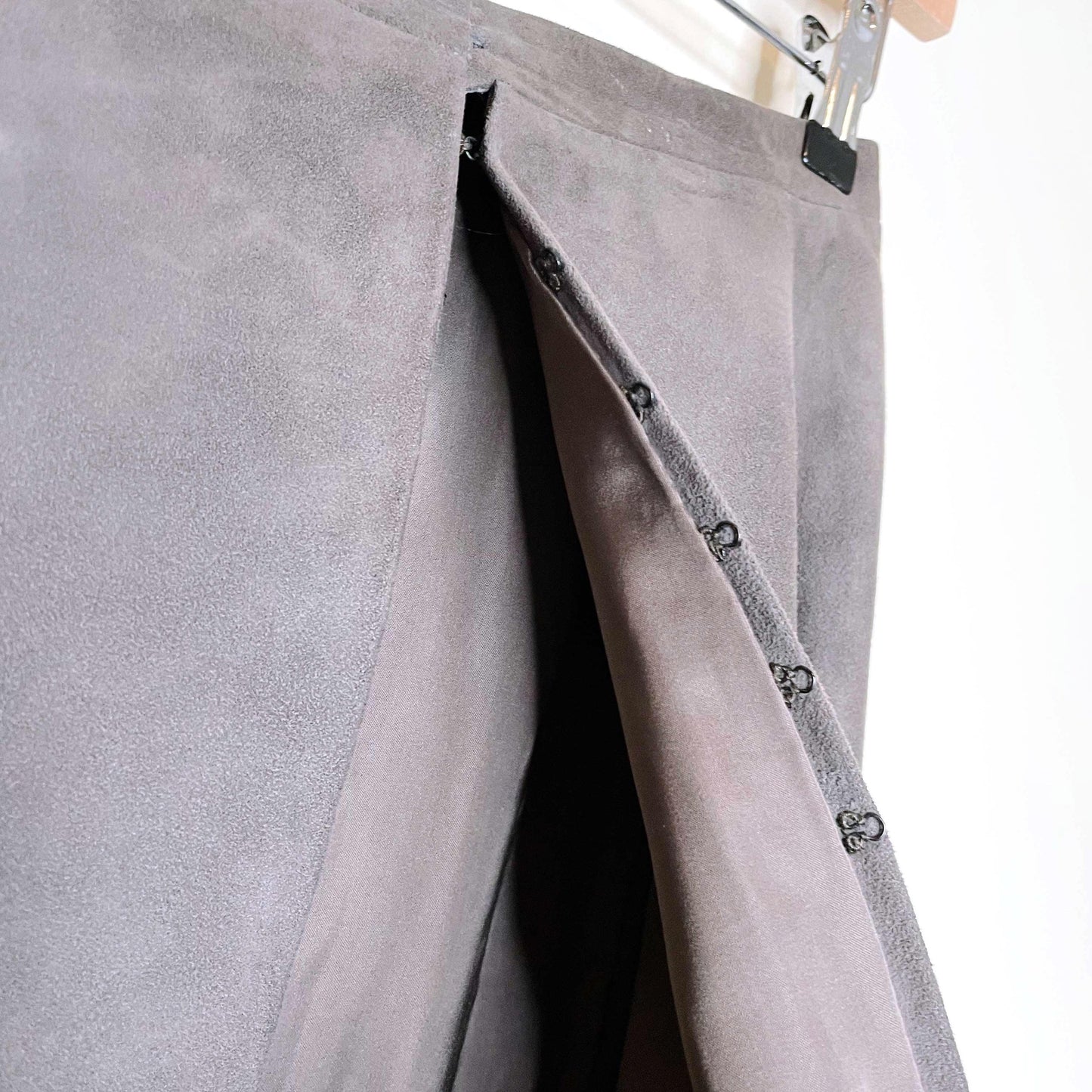 vintage high rise multi-slit suede skirt - size 2