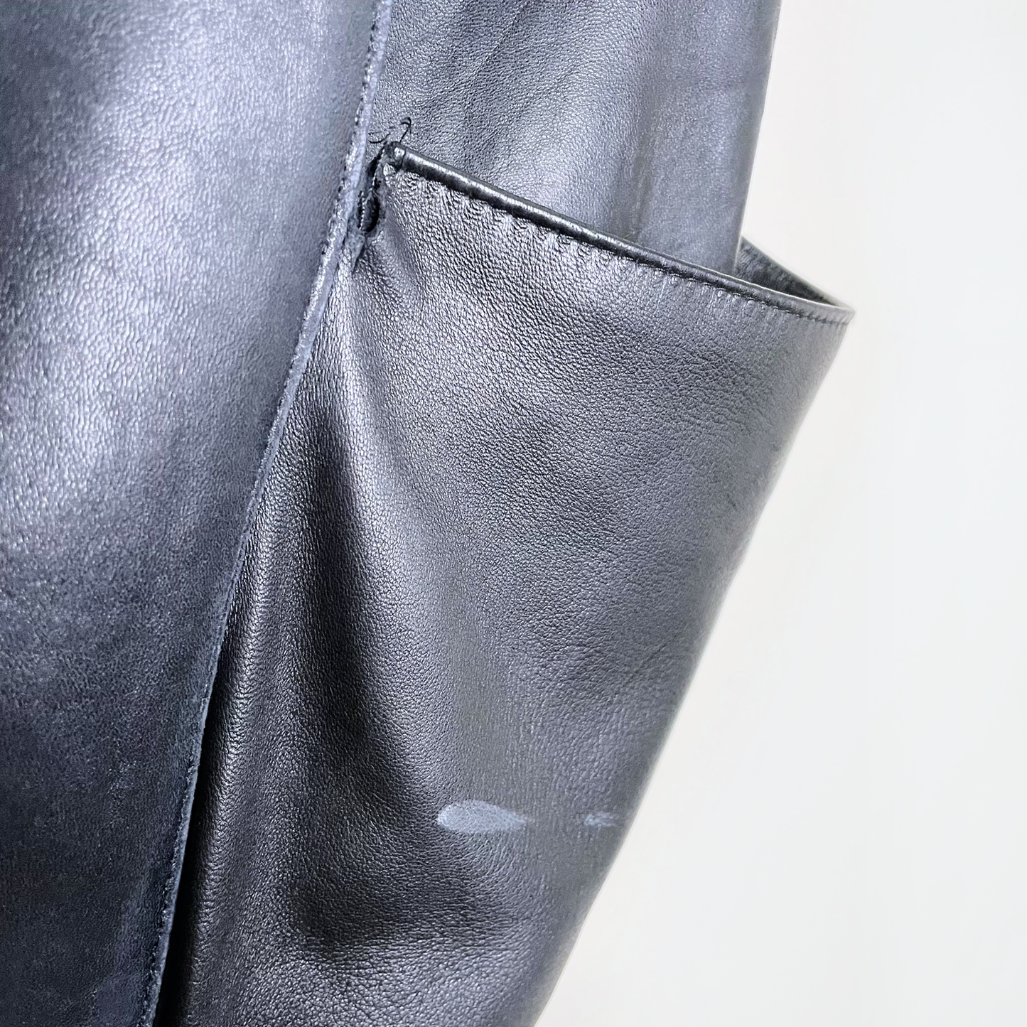 vintage danier black butter leather pencil midi skirt - size xs