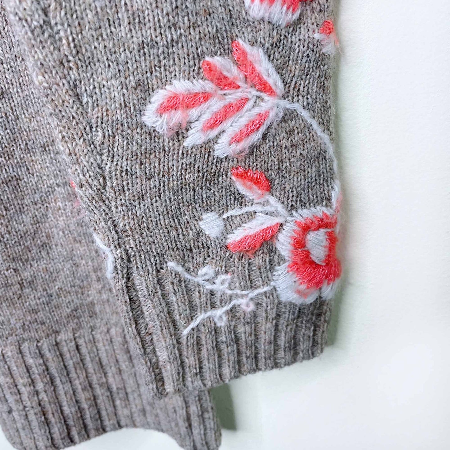 sleeping on snow floral embroidered wool-blend sweater - size xs