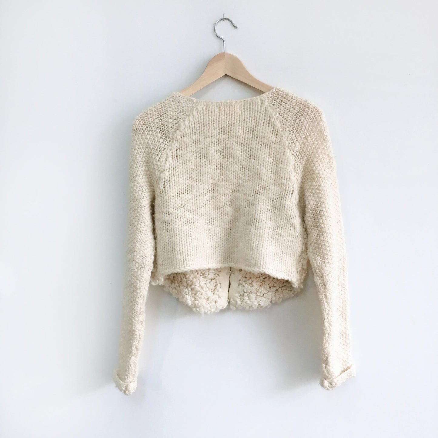 Sleeping on Snow boucle crop Cardigan - size Small