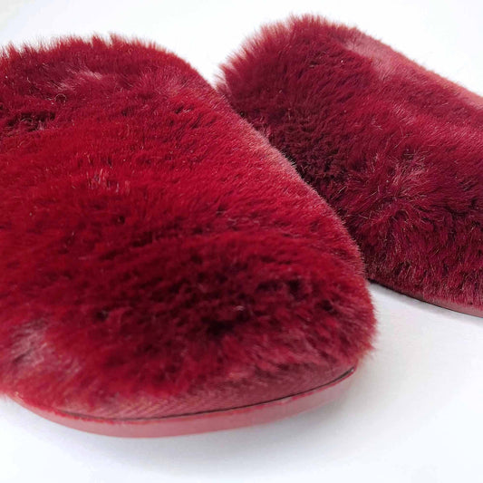super soft fuzzy slippers - size 11/12