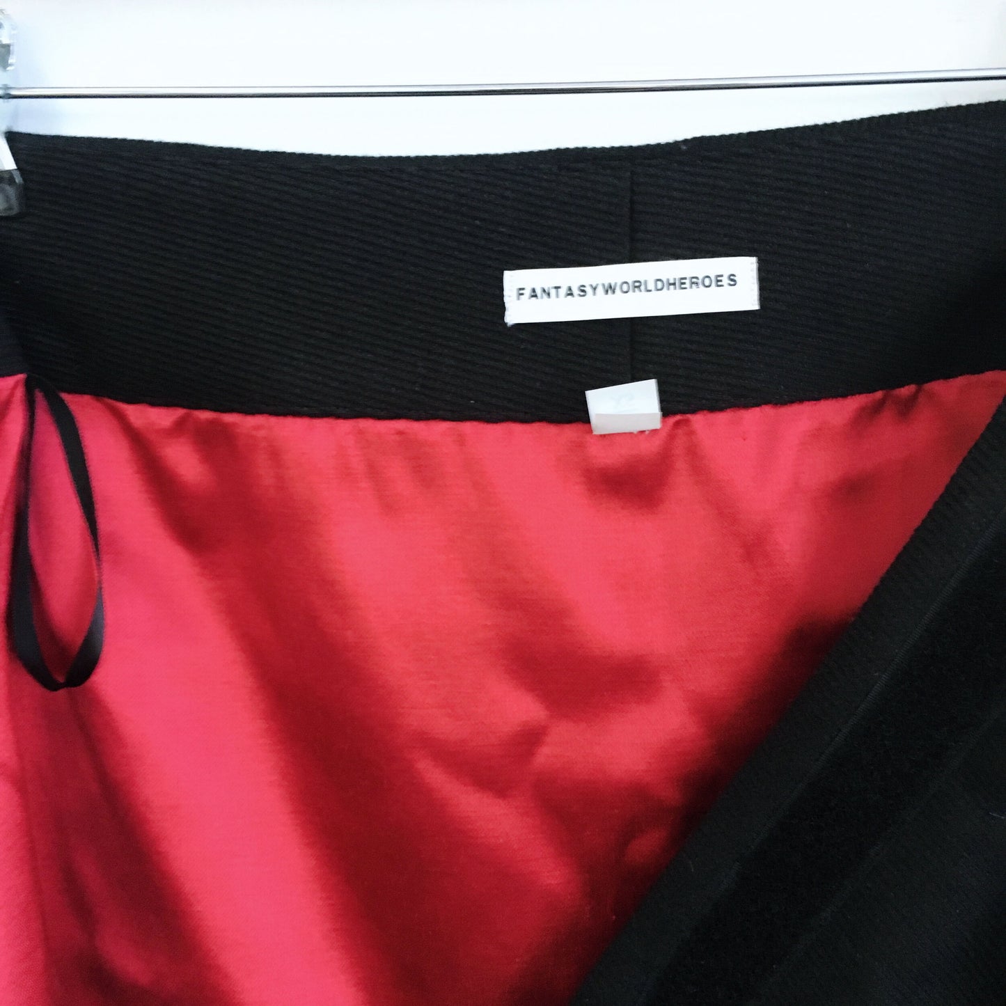 FantasyWorldHeroes Snow Skirt - size xs