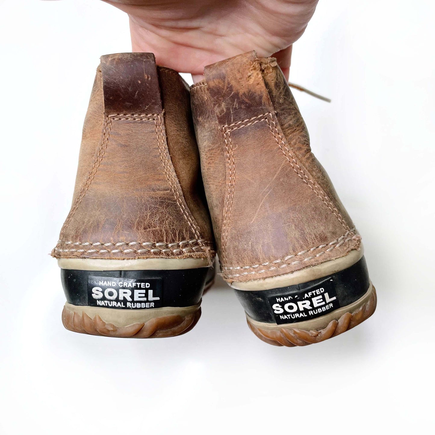 sorel out n about waterproof chelsea duck boot - size 8