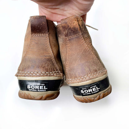 sorel out n about waterproof chelsea duck boot - size 8