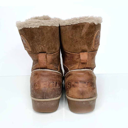 sorel brown leather winter boots with faux fur lining - size 8