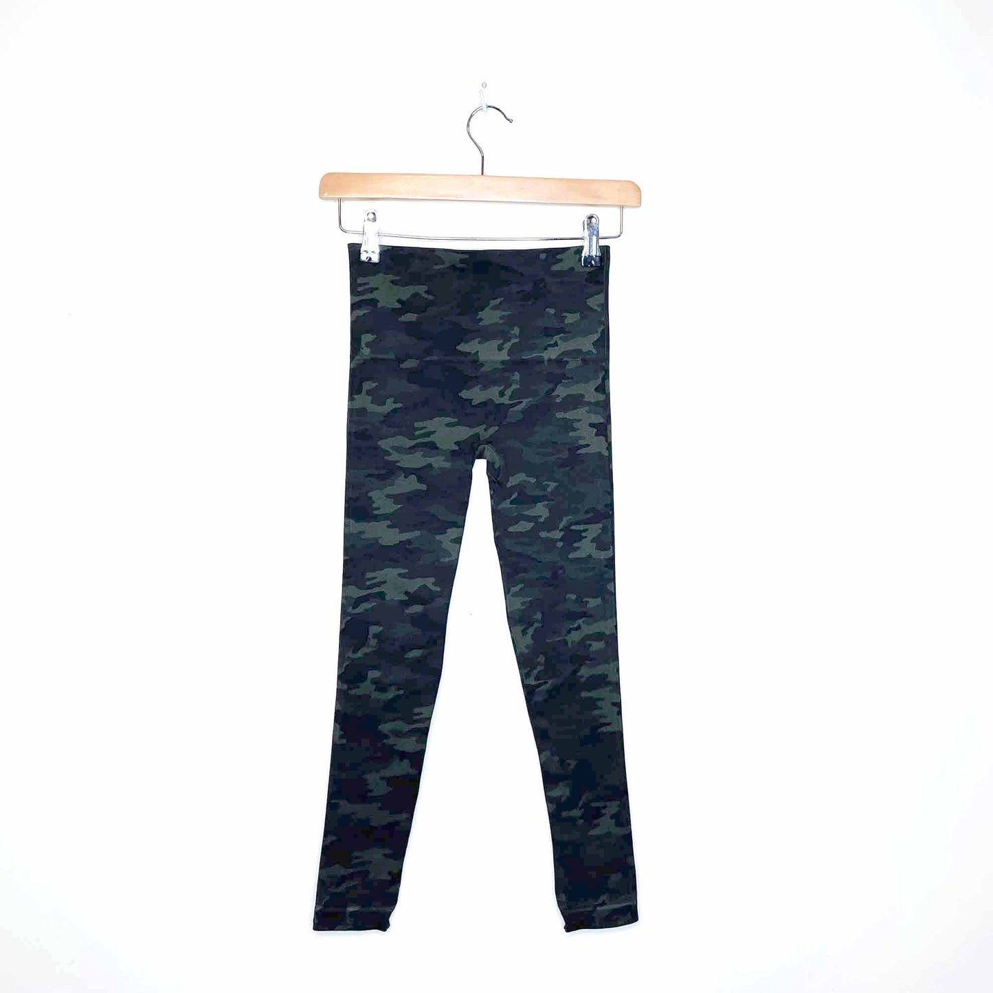 spanx look at me now seamless legging in camo - size xs