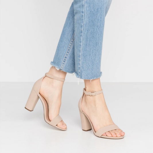 call it spring tayvia vegan block heel sandal - size 6