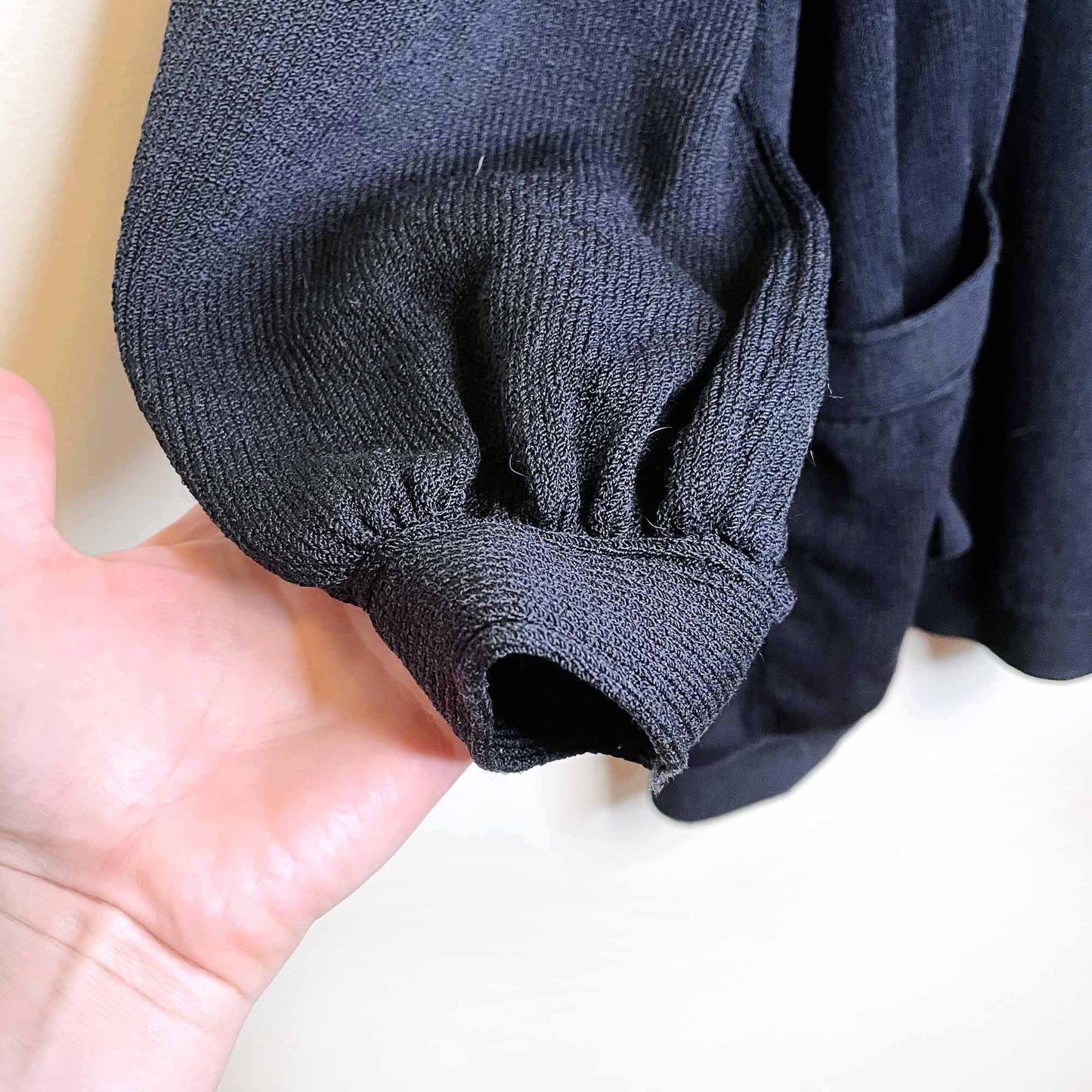 st john wool open cardigan with ruched shoulders - size large