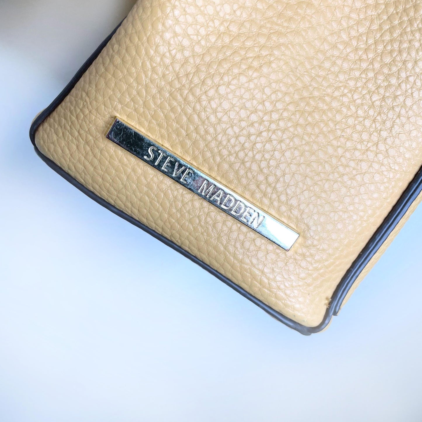steve madden yellow bjayla bucket crossbody bag