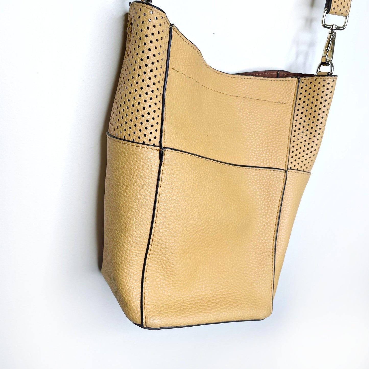 steve madden yellow bjayla bucket crossbody bag