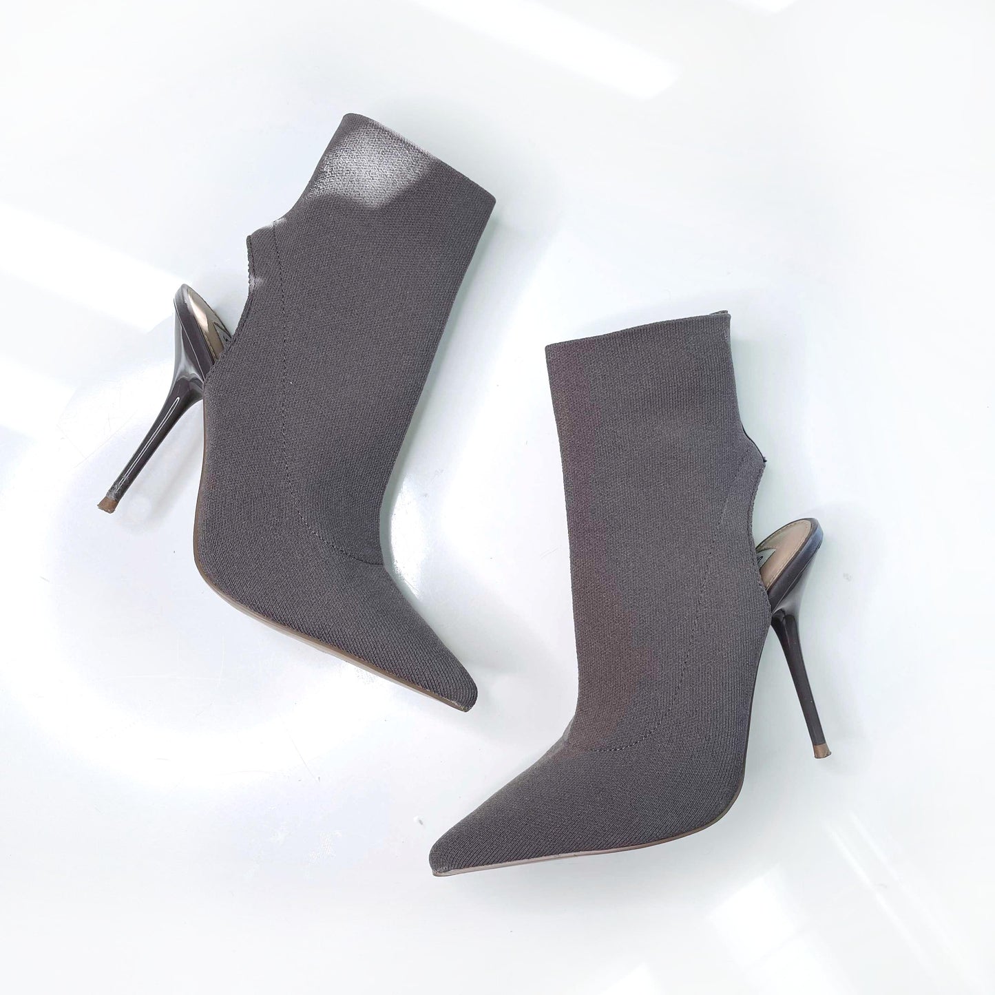 steve madden grey bombshell sock booties - size 6.5