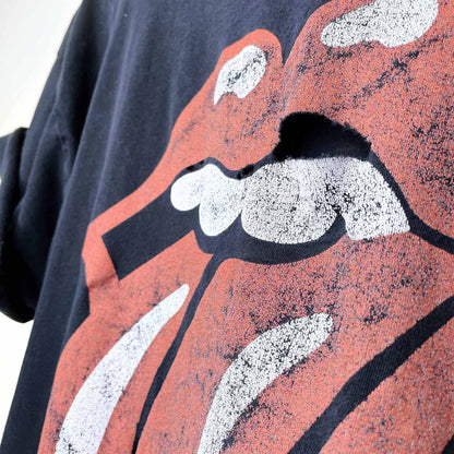 Rolling Stone distressed band tee - size Medium