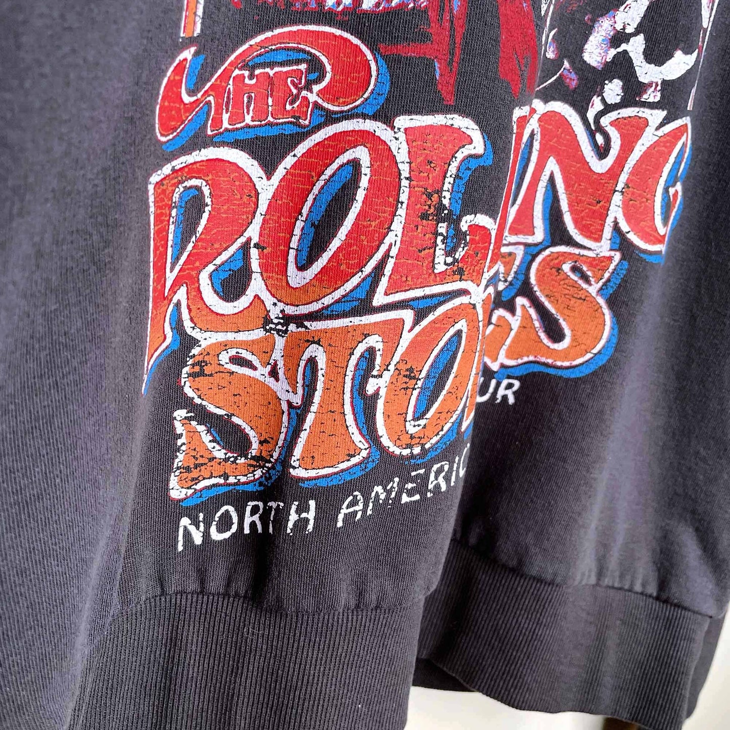 only rolling stones crewneck sweatshirt - size xs
