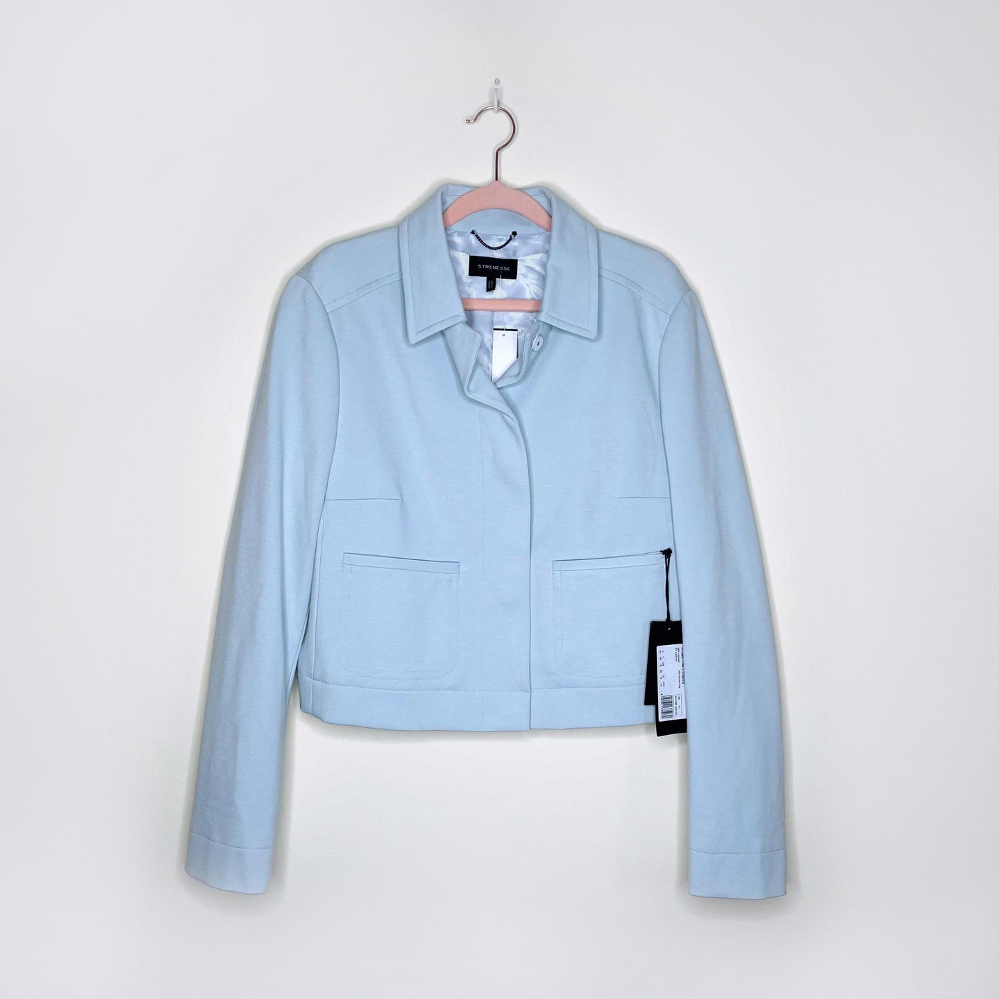 nwt strenesse light blue short snap button jacket - size 44